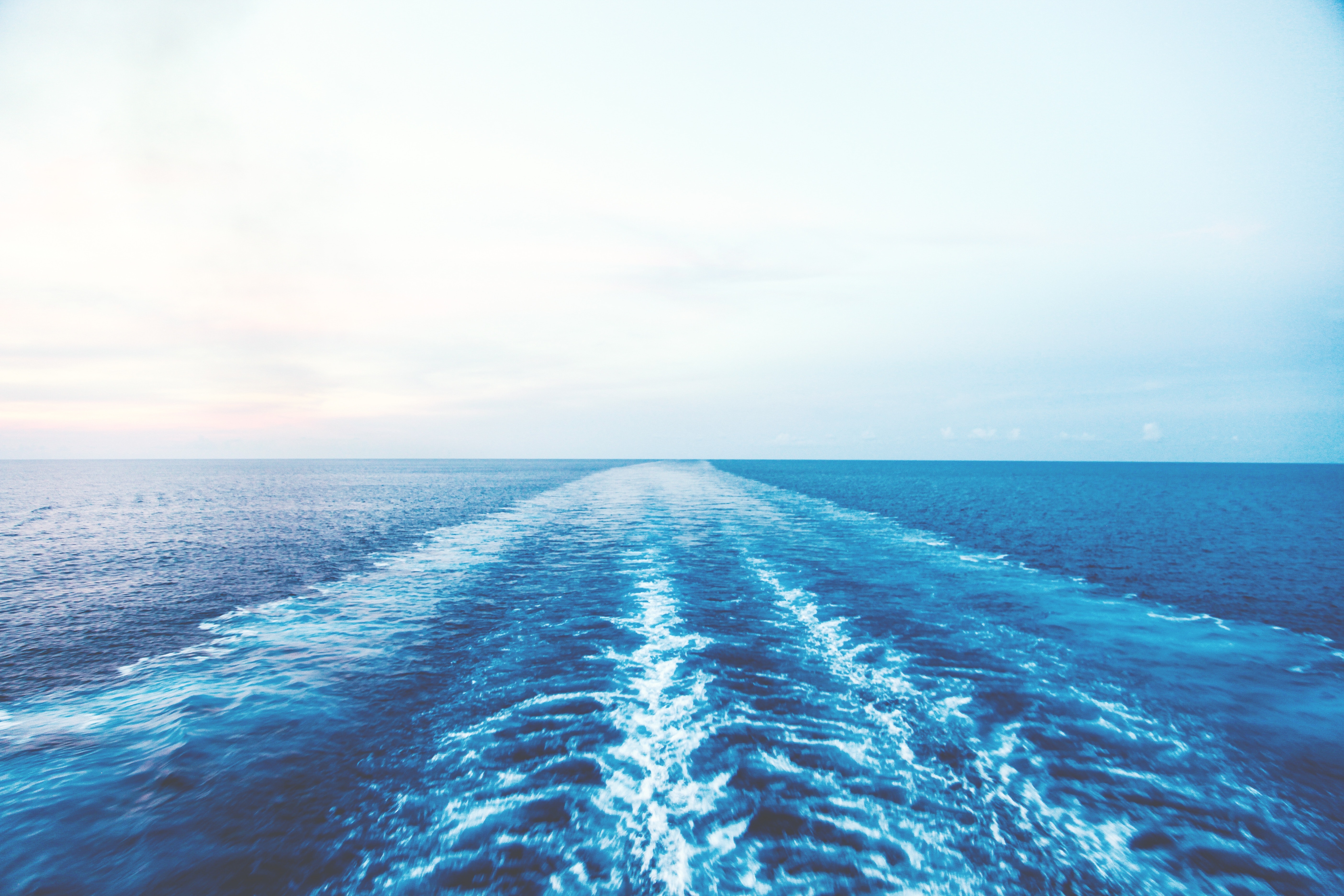 Unlocking the first wave of zero emission shipping projects